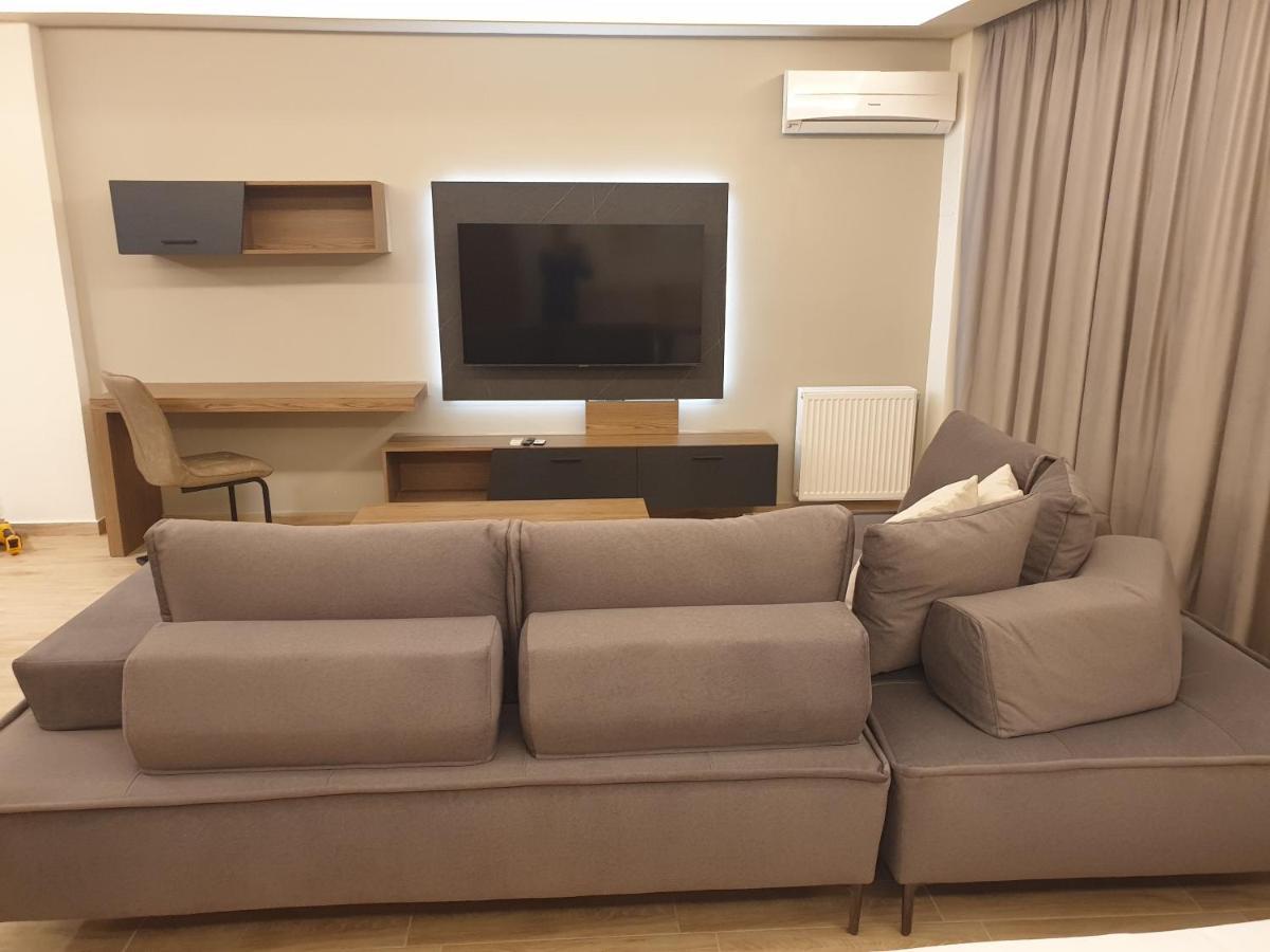 Olive Deluxe Apartment คาร์ดิทซา ภายนอก รูปภาพ