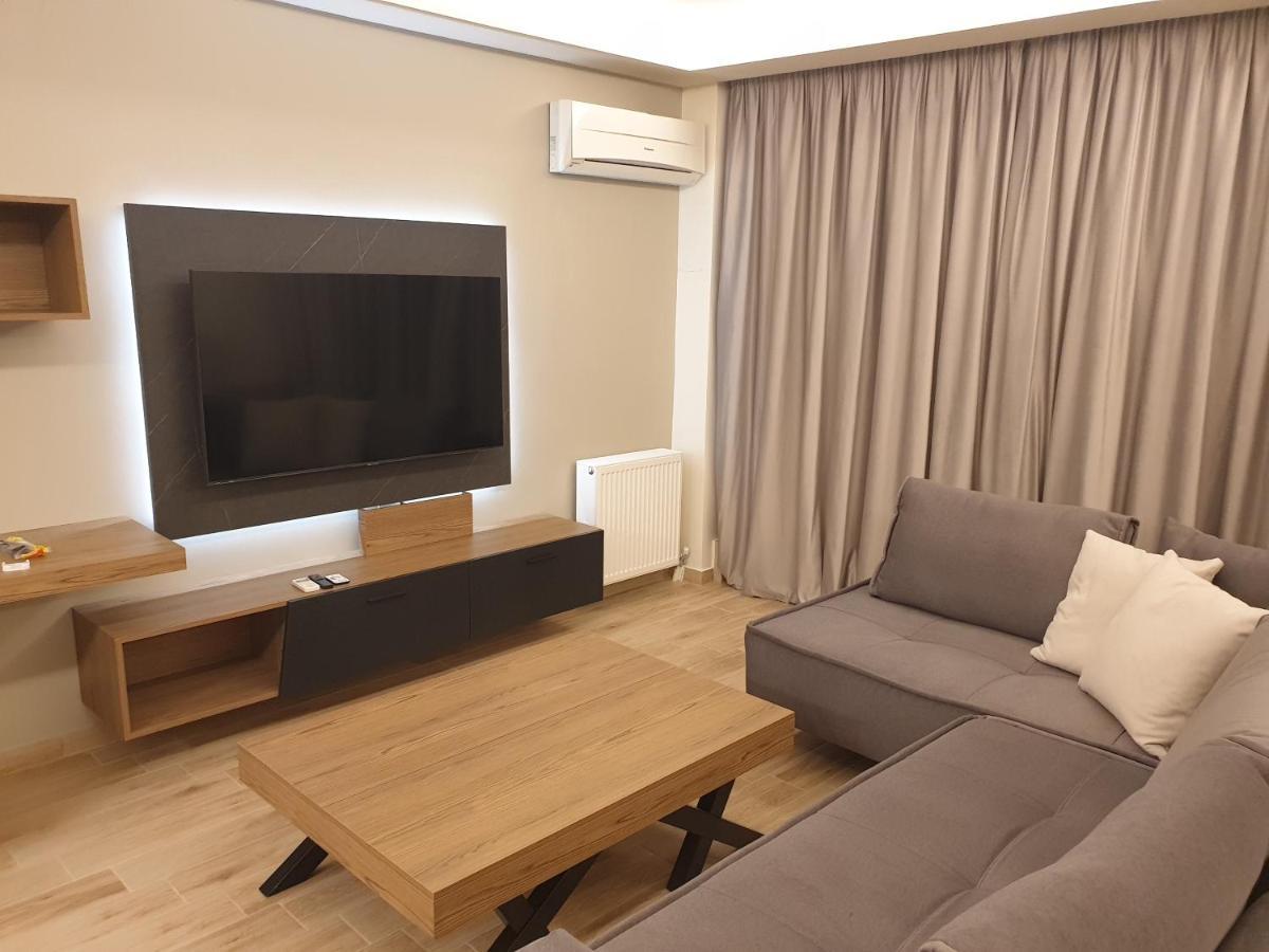 Olive Deluxe Apartment คาร์ดิทซา ภายนอก รูปภาพ